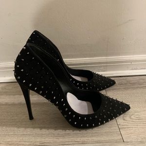 DAISY Spike heels